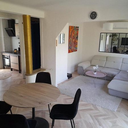 Appartement Aux Alyscamps 2, Climatisation, Wifi, Parking Арль Екстер'єр фото